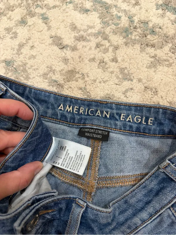 American Eagle Mom Jeans Size 6 Long Blue Distressed High Rise - Image 5