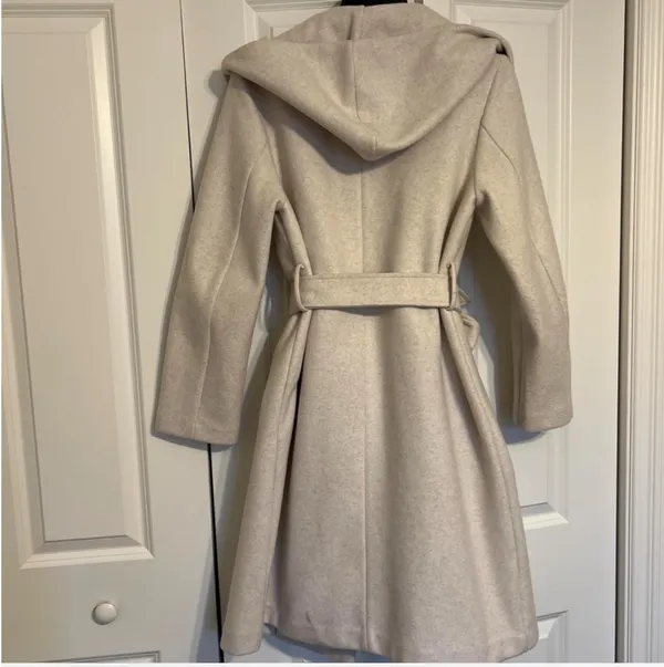 Zara Hooded Belted Cream Coat - Image 4