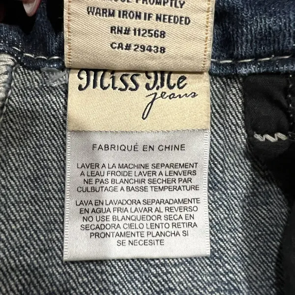 Miss Me Size 27 Boyfriend Shorts Mid Rise Cuff Stretch Rhinestone Stud Pockets - Image 13