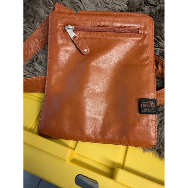 Vintage Canyon Outback Tote-Adobe Clay-Cowhide Leather - Image 15