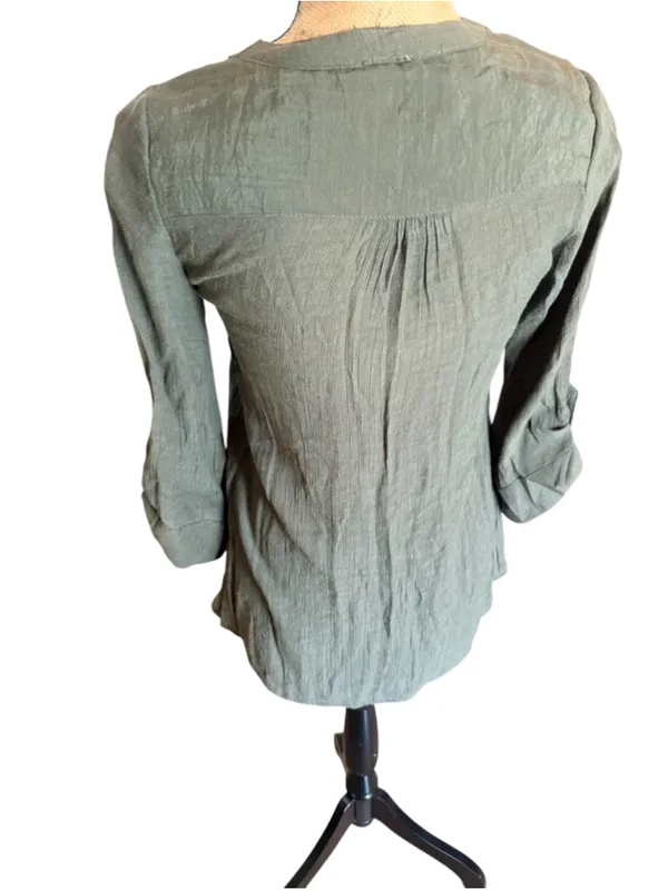 Lola Olive Green V-Neck Button-Front Blouse Size XS (17” PTP) - Image 4
