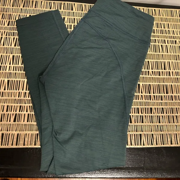 Outdoor Voices Green Athletic Leggings‎ Size Medium - Image 2