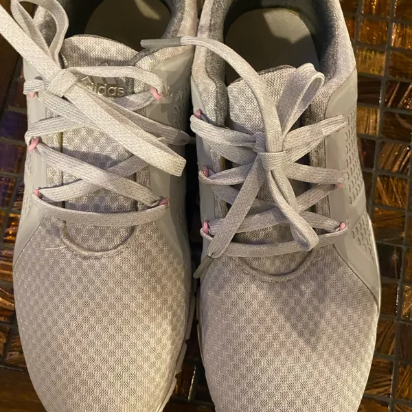Adidas Golf Shoes size 7.5 grey and pink - Image 4