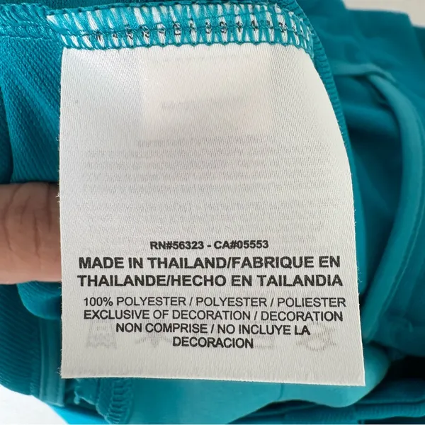 Nike Golf Turquoise Knit Shorts size 6 - Image 12