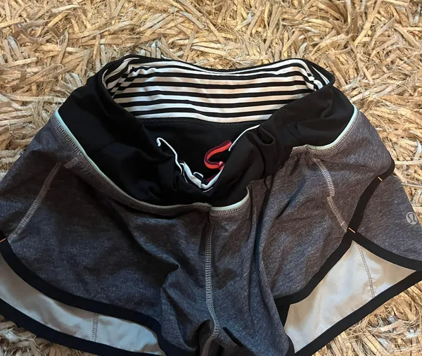 Shorts - Image 2