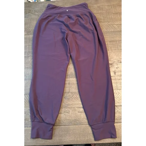 Old Navy Women's Active Purple Powersoft High Rise Go Dry Joggers Size Large - Image 6