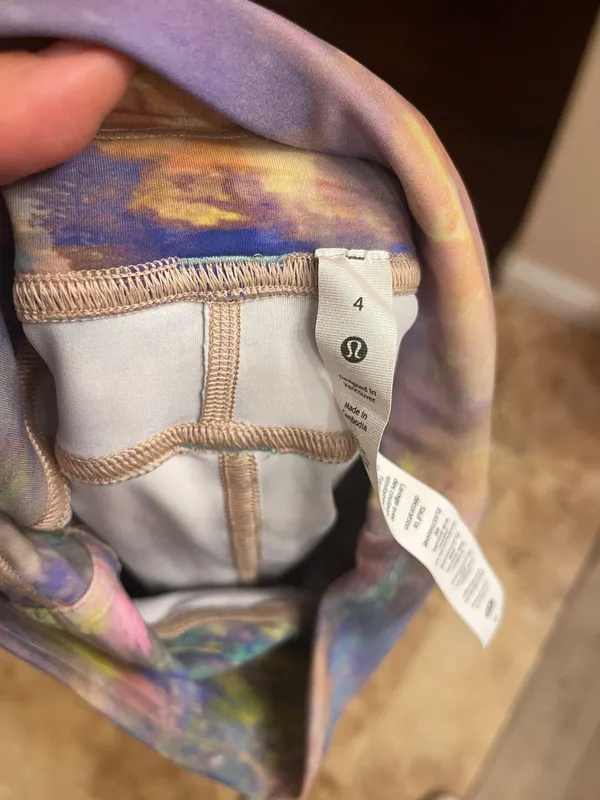 Lululemon Cargo Super-High-Rise Hiking Short 8" Altered Nature Multi size 4 - Image 5
