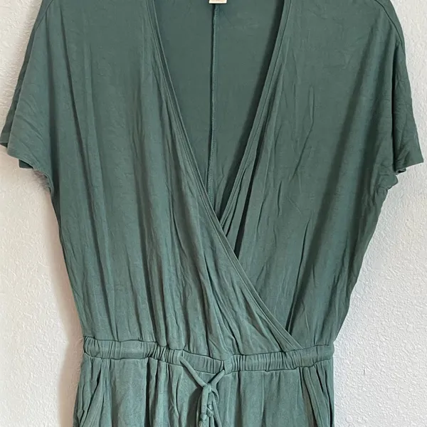 Old Navy Green V-Neck Short Sleeve Elastic Waist Drawstring Romper - Image 3