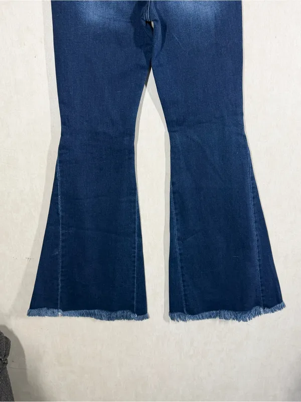 KanCan Signature Women’s Ultra High Rise Super Flare Jeans in Estilo 27 - Image 6