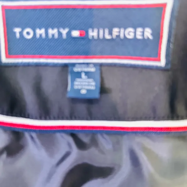 Tommy Hilfiger Women’s Black Quilted Hooded Jacket - Image 16