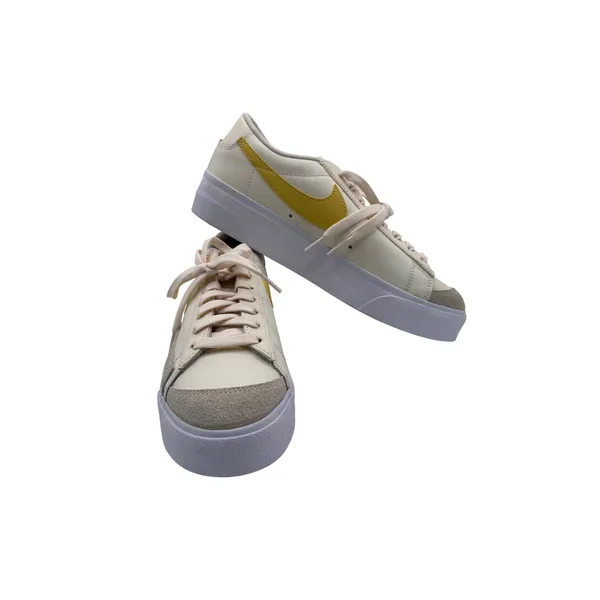 Nike Blazer Low Platform Women's Retro Leather Sneakers Sail‎ Yellow Size 9.5 - Image 6