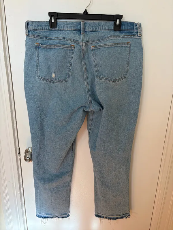 Abercrombie Curve Love The 90s Straight Mid rise jeans size 33 regular light wash - Image 2