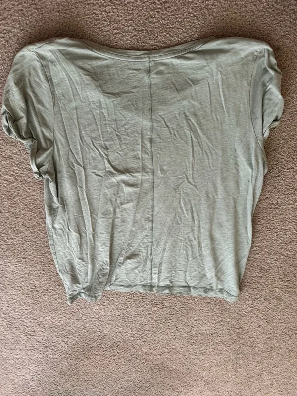 max studio green neck t shirt  - Image 4