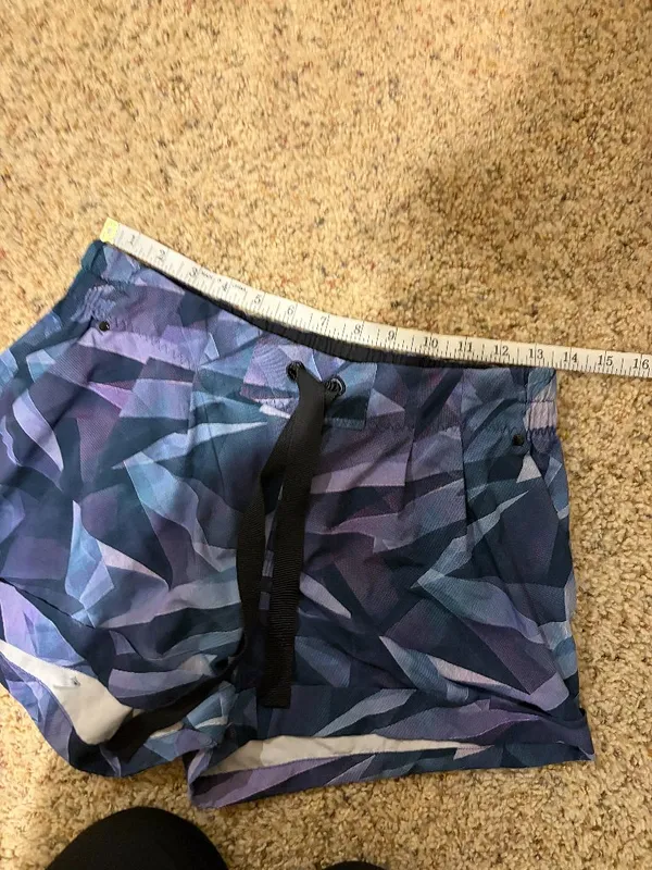 Lululemon Spring Break Away Short Pretty Prism Multi - Image 9