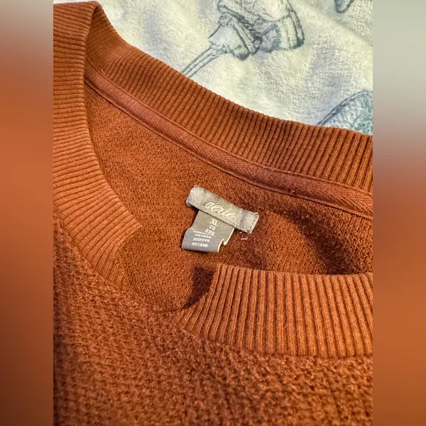 Aerie Warm Brown Crewneck Cropped Sweater - Image 2