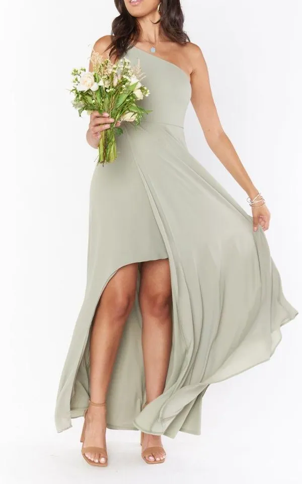 Show me your mumu Shannon one shoulder bridesmaid dress in moss green - Image 4