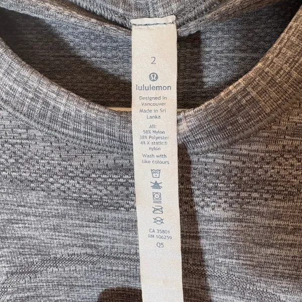Lululemon Swiftly Tech Short Sleeve Crew Size 2 Gray Heathered - Image 2