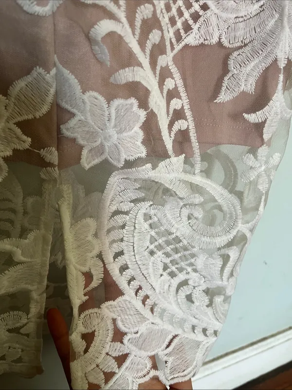 Showpo Nude Strapless Dress with White Lace Overlay - Image 5