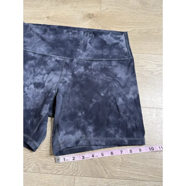 EUC Womens Lululemon Align HR Short 6" Size 14 Diamond Dye Pitch Graphite Grey - Image 4