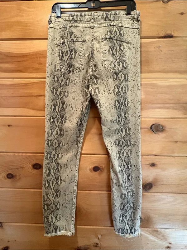 Zara Snake-Print Skinny Jeans size 10 - Image 4