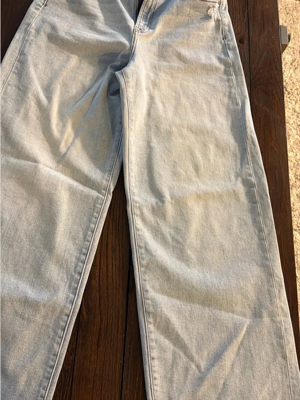Hidden Jeans Light Wash Baggy Style Size 29 High Rise Relaxed Fit Denim - Image 3