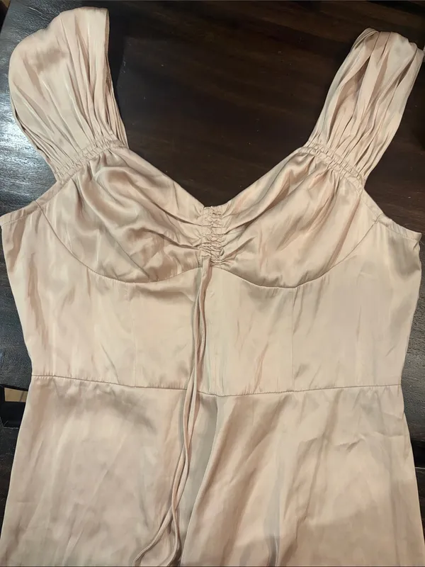 Current Air Elegant Cream Midi Dress with Ruched Bodice - Image 5