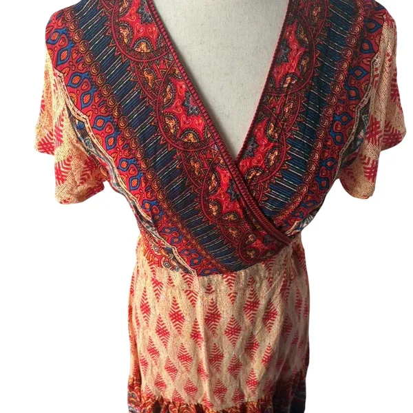 Zesica multicoloured wrap dress with V-neck and short sleeves - Image 7
