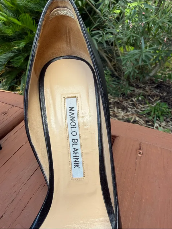 Manolo Blahnik Black Leather D’Orsay Stiletto Pumps 37 US 6.5 - Image 4