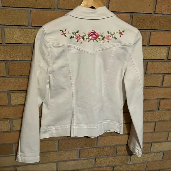 Kikit Jeans Jacket Womens Size Small White Floral Embroidered Cropped Denim - Image 8