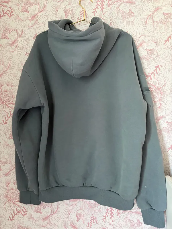 Comfrt Sweatshirt - Image 2
