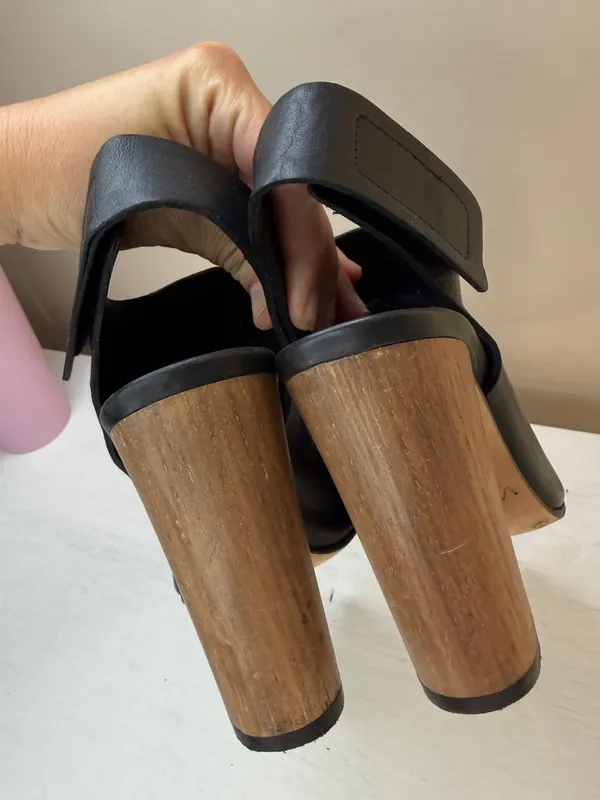 Vince‎ Addie Winter Leather Peep Toe Ankle Strap Wood Block Heel Sandal Black - Image 9