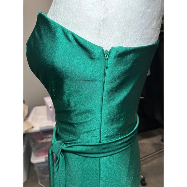 Cinderella Divine NWT Emerald Green One-Shoulder Gown Size M Formal Maxi‎ - Image 5