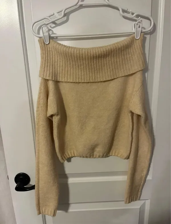 Urban Outfitters Silence + Noise Yellow Knit Woven Off the Shoulder Sweater Top - Image 4
