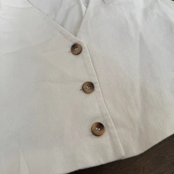 Oak and fort off white button down suit vest crop tank top small - Image 3