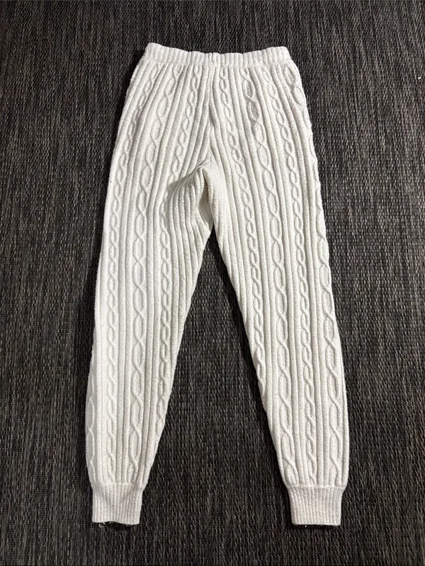 Alo Yoga Winter Bliss Cable Knit Lounge Jogger Pants Cream White Women's Size S - Image 2
