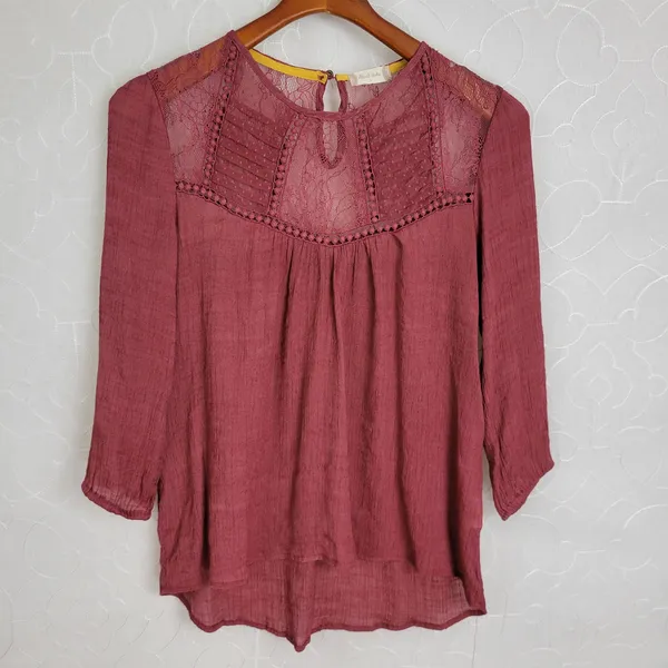 Altar'd State Women's Blouse L Red Embroidered Long Sleeve Crew Neck Pullover - Image 2