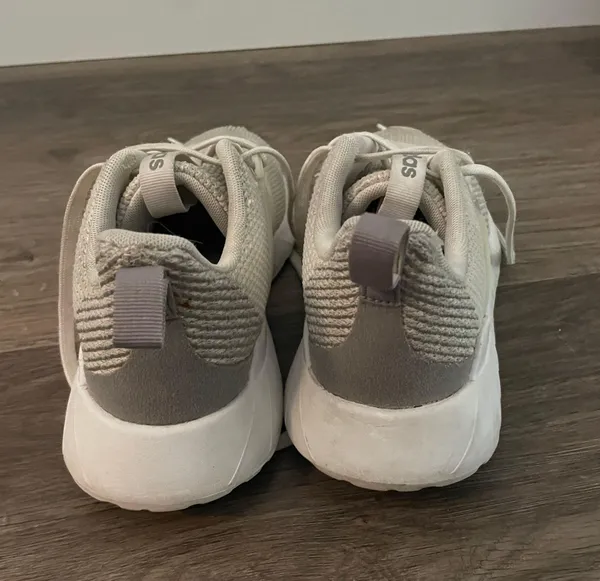 Adidas Tennis Shoes - Image 2