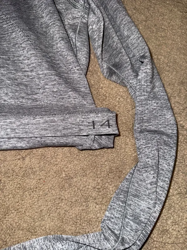 Lululemon Swiftly Long Sleeve Cropped - Image 2