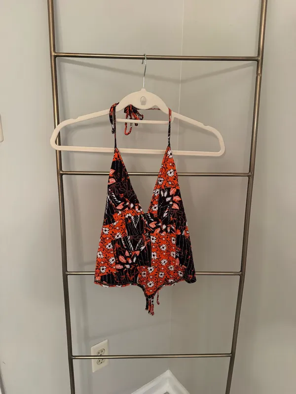 Urban Outfitters Halter Top - Image 2