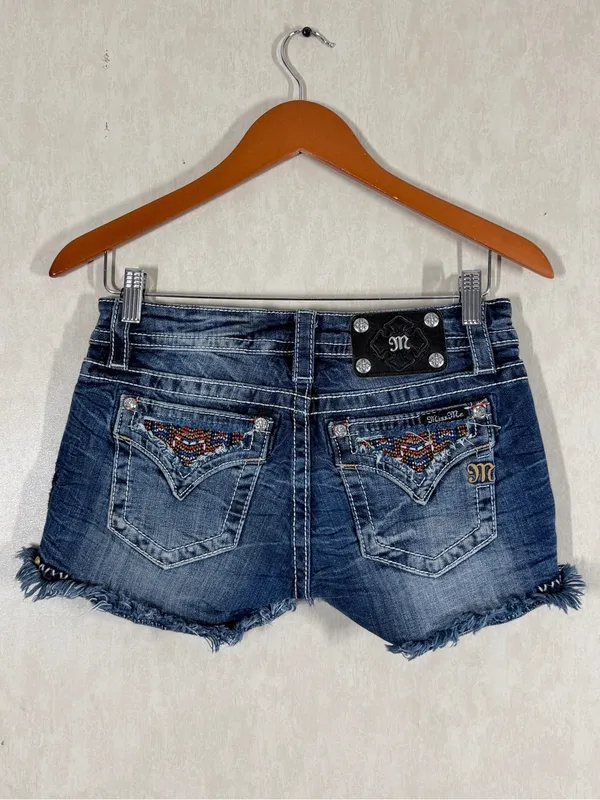 Miss Me Women’s Signature Shorts Embroidered Embellished Flap Pockets 27 - Image 4