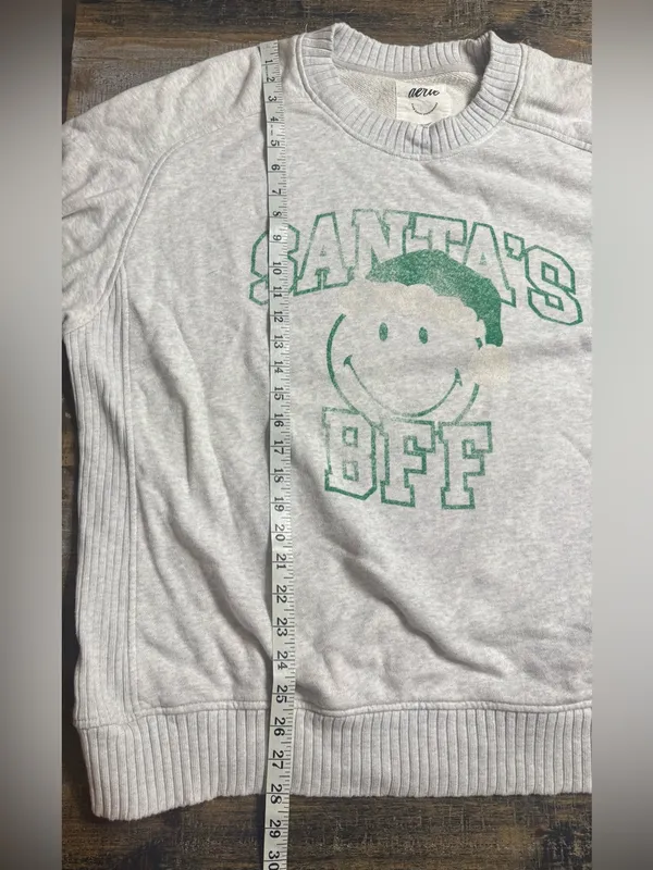 aerie Light Gray Crewneck Sweatshirt with Green 'Santas BFF’ Graphic - Image 8