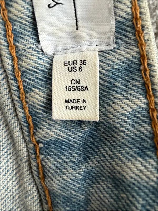 Women’s Paris Atelier & Other Stories Two-Toned Denim Skirt - Image 3