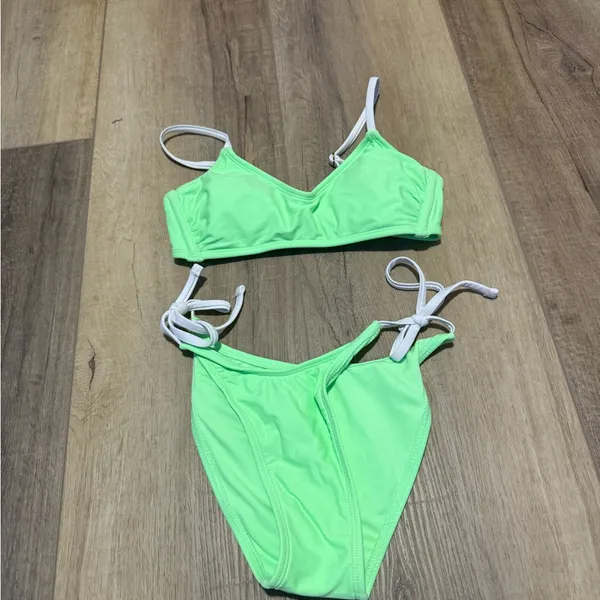 Xhilaration Lime Bikini Set - Image 2