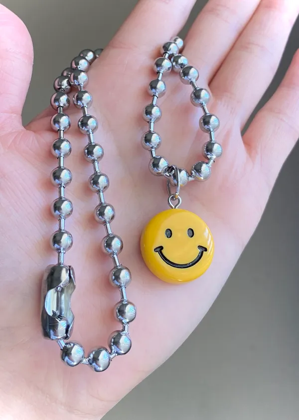 smiley funky kawaii y2k grunge style big ball chain necklace💛 - Image 3
