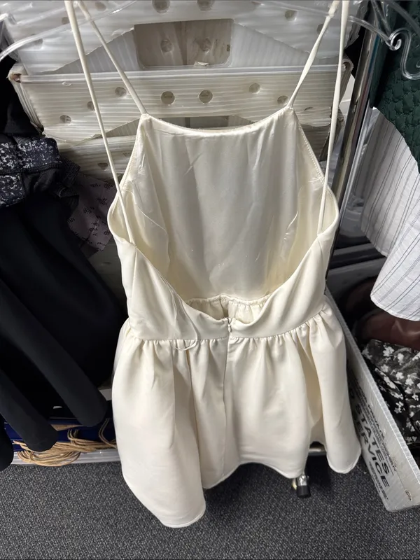 Lulus low back dress S // 083004 - Image 2