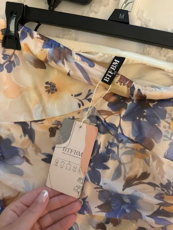 Amazon Floral Strapless Dress - Image 5