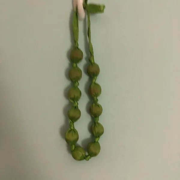 Funky green necklace - Image 2