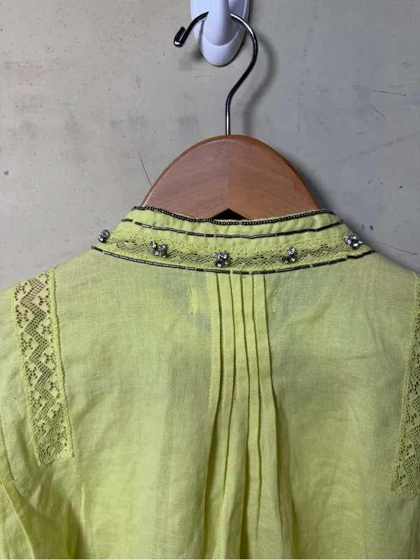 New Pilcro Anthropologie Nayeli Beaded Buttondown Top Chartreuse Size Large - Image 6
