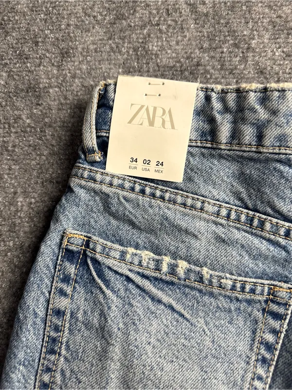 Zara Woman’s Size 2 High-Rise Distressed Denim Shorts - Light wash NWT - Image 8