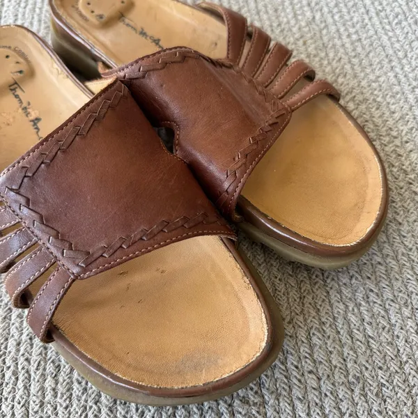 Vintage 90s Thom McAn Brown Leather Lug Sole Slides Sandals Size 7.5 - Image 7